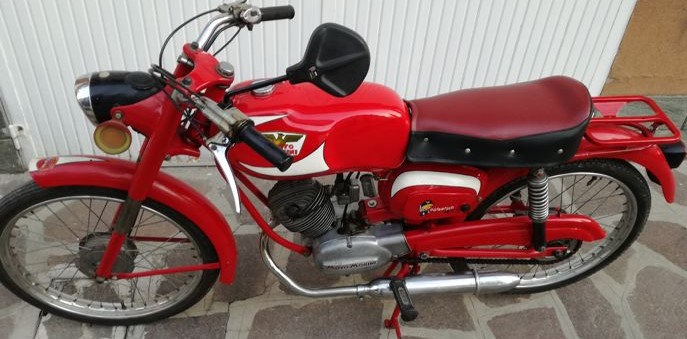RIVESTIMENTO SELLA MOTO MORINI CORSARINO 48CC Z RIVESTIMENTO SELLA MOTO MORINI CORSARINO 48CC Z
